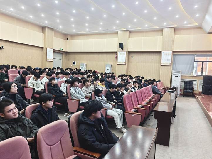 会议室里的人们 AI 生成的内容可能不正确。