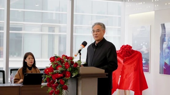 校友企业发掘科技入驻西海岸